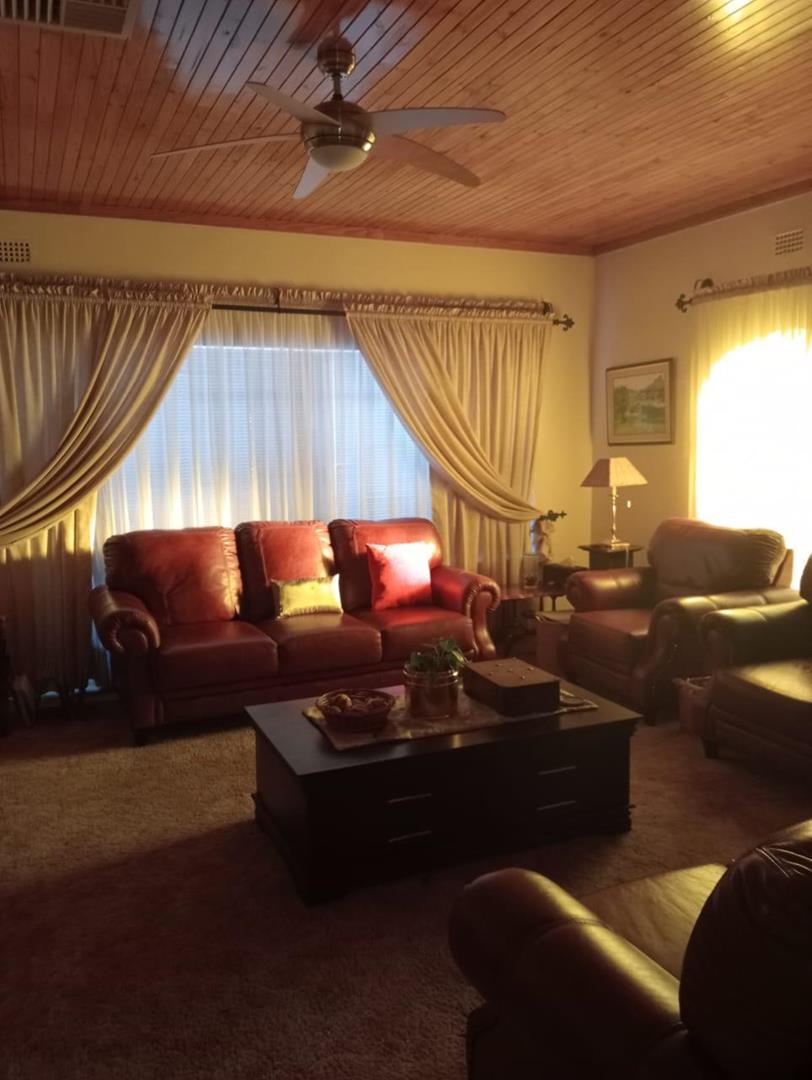 4 Bedroom Property for Sale in Hillcrest Northern Cape